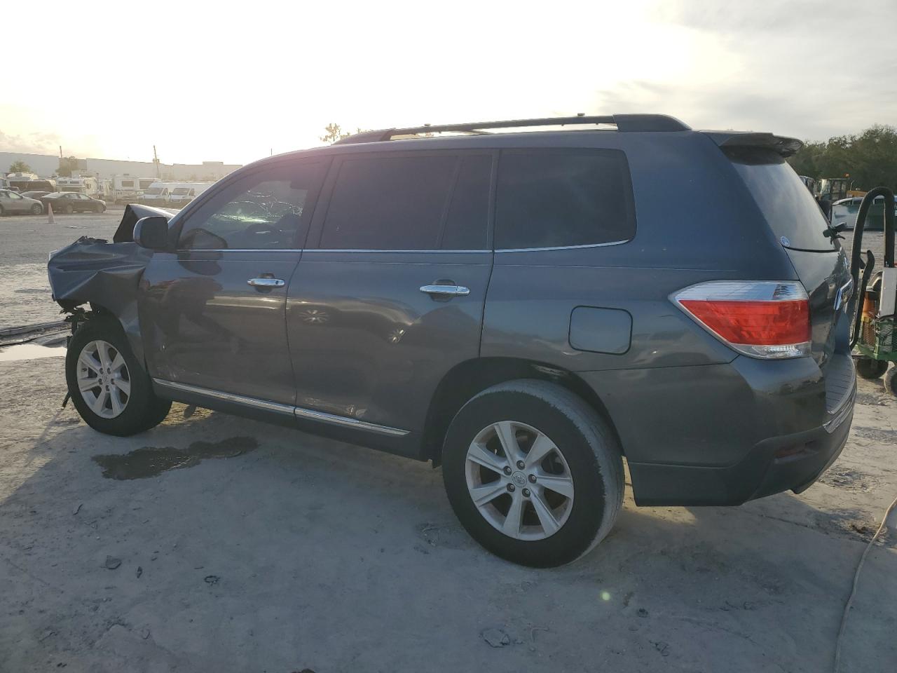 2012 Toyota Highlander VIN 5TDZA3EH3CS026808 Copart auction photo, front end damage thumbnail 2
