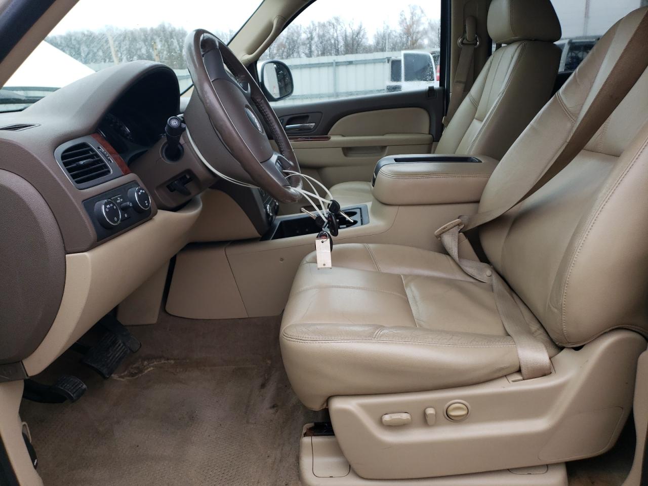 2011 GMC Yukon VIN 1GKS2CE06BR302814 Copart auction photo, front end damage thumbnail 7