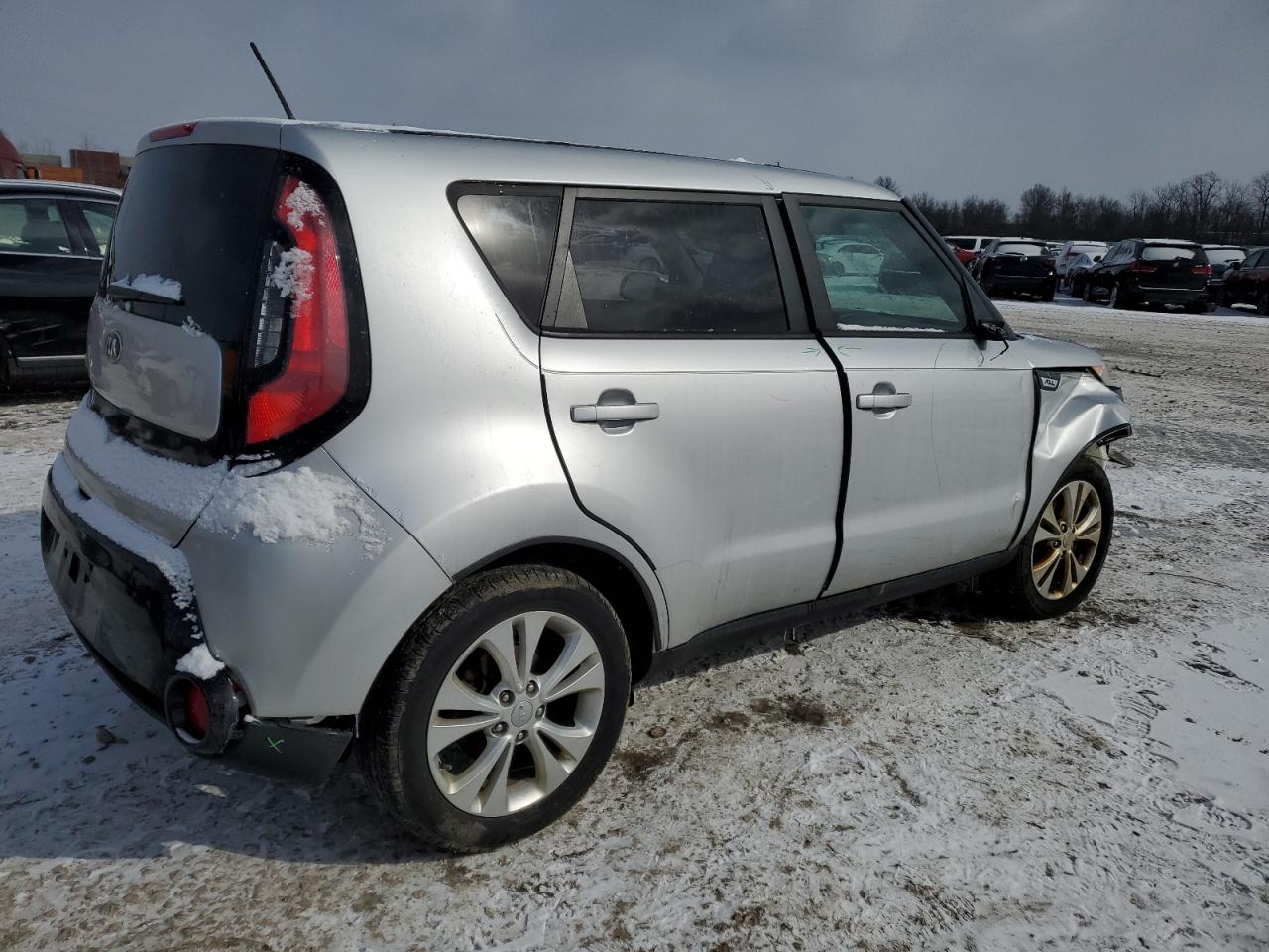 2016 KIA Soul VIN KNDJP3A52G7828676 Copart auction photo, front end damage thumbnail 3