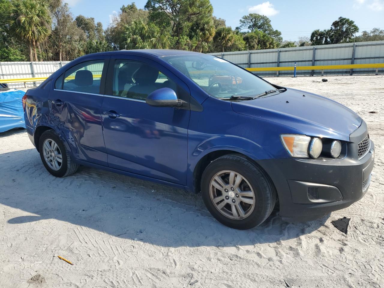 2014 Chevrolet Sonic VIN 1G1JC5SH4E4165277 Copart auction photo, side / minor dent/scratches damage thumbnail 4