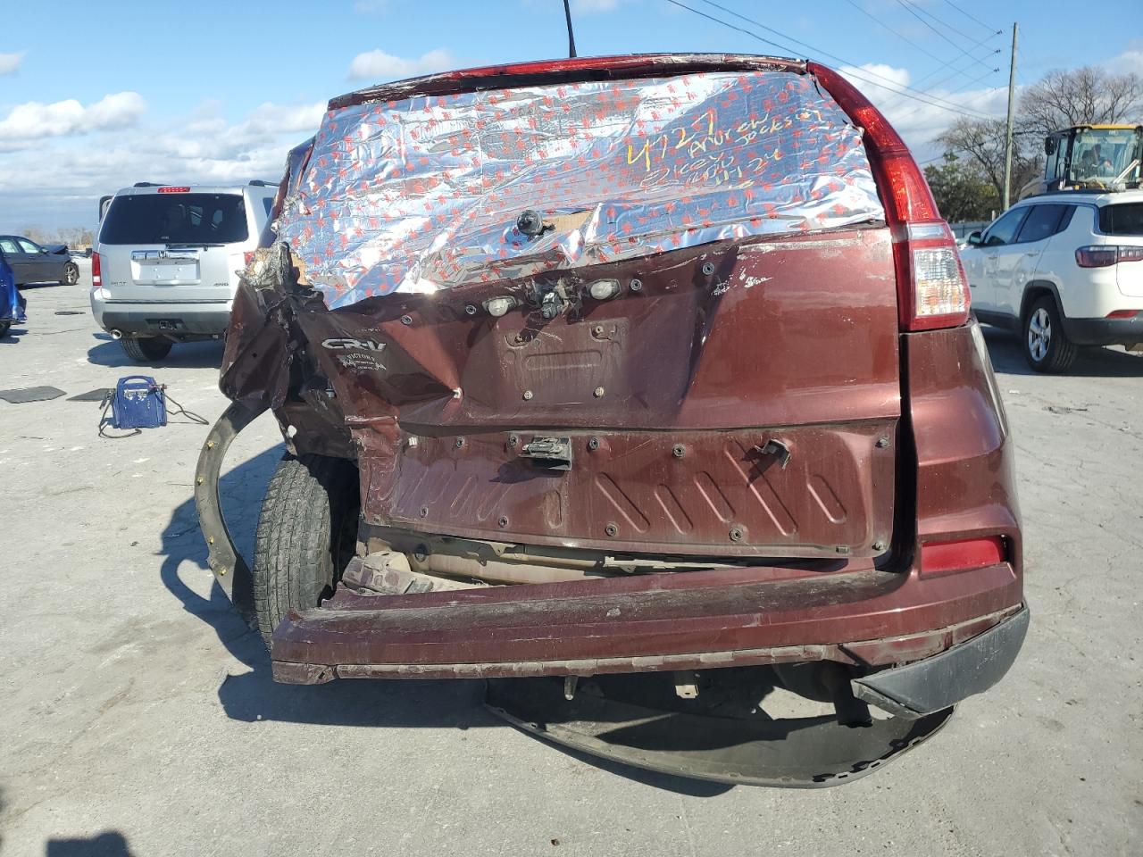 2015 Honda CR-V VIN 3CZRM3H3XFG715328 Copart auction photo, burn damage thumbnail 6