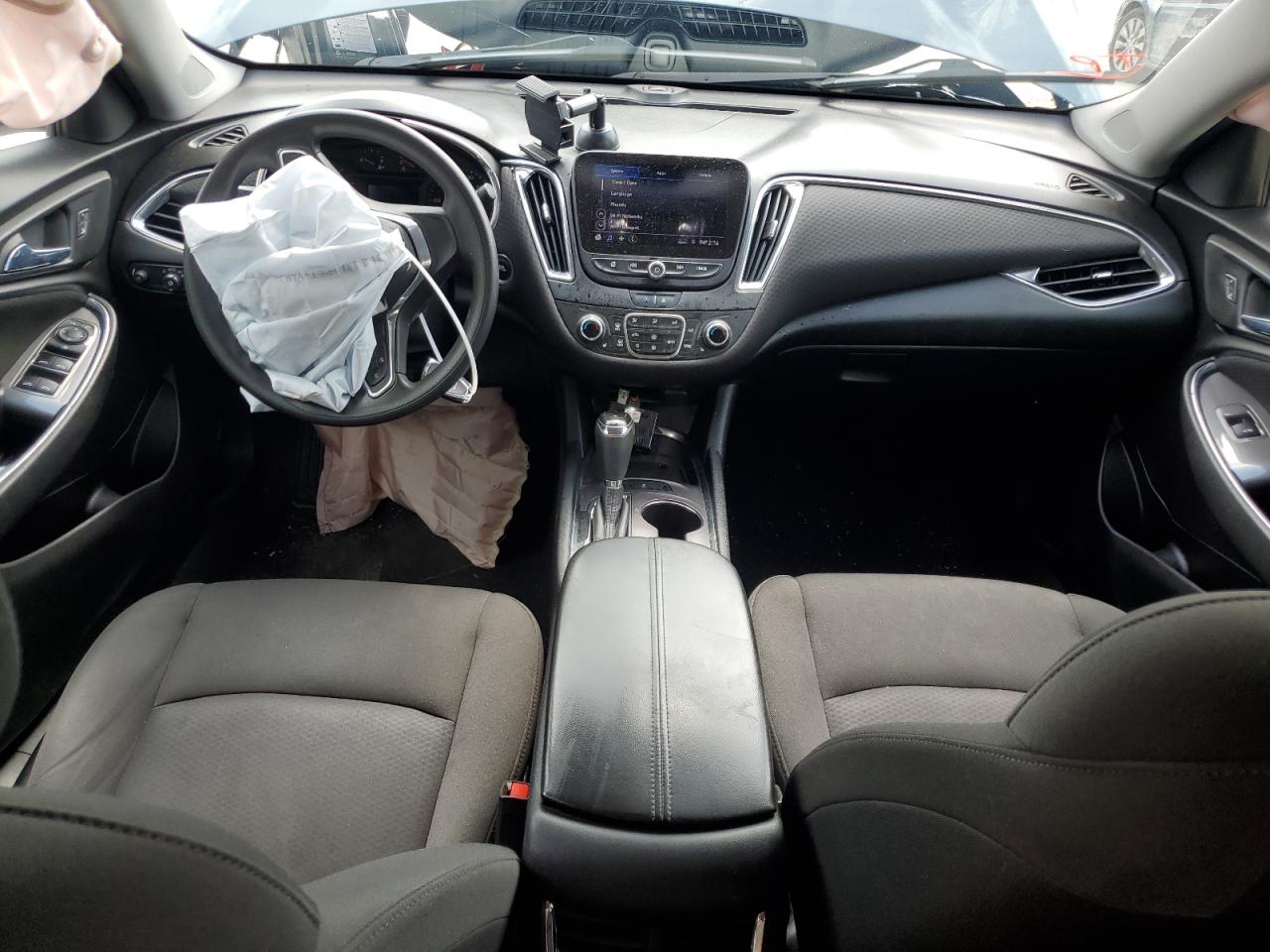 2020 Chevrolet Malibu VIN 1G1ZD5ST5LF041573 Copart auction photo, front end damage thumbnail 8