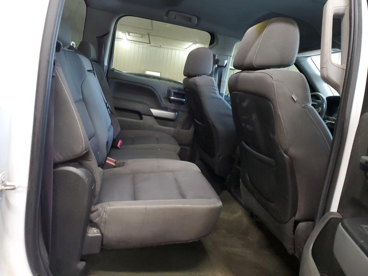 2015 Chevrolet Silverado VIN 3GCUKREC5FG488725 Copart auction photo, rear end / minor dent/scratches damage thumbnail 11