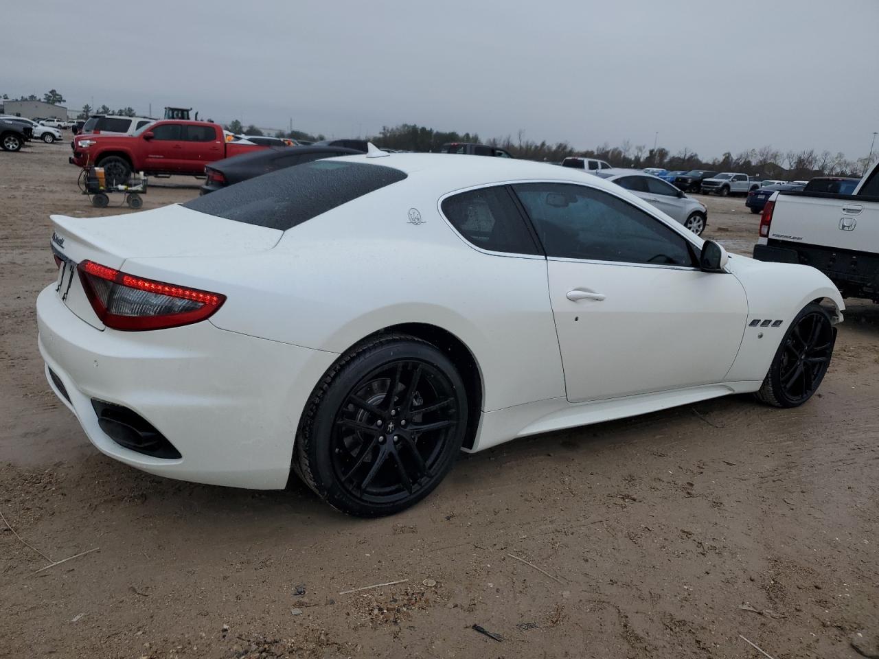 2018 Maserati GranTurismo VIN ZAM45VLA0J0271240 Copart auction photo, front end / side damage thumbnail 3