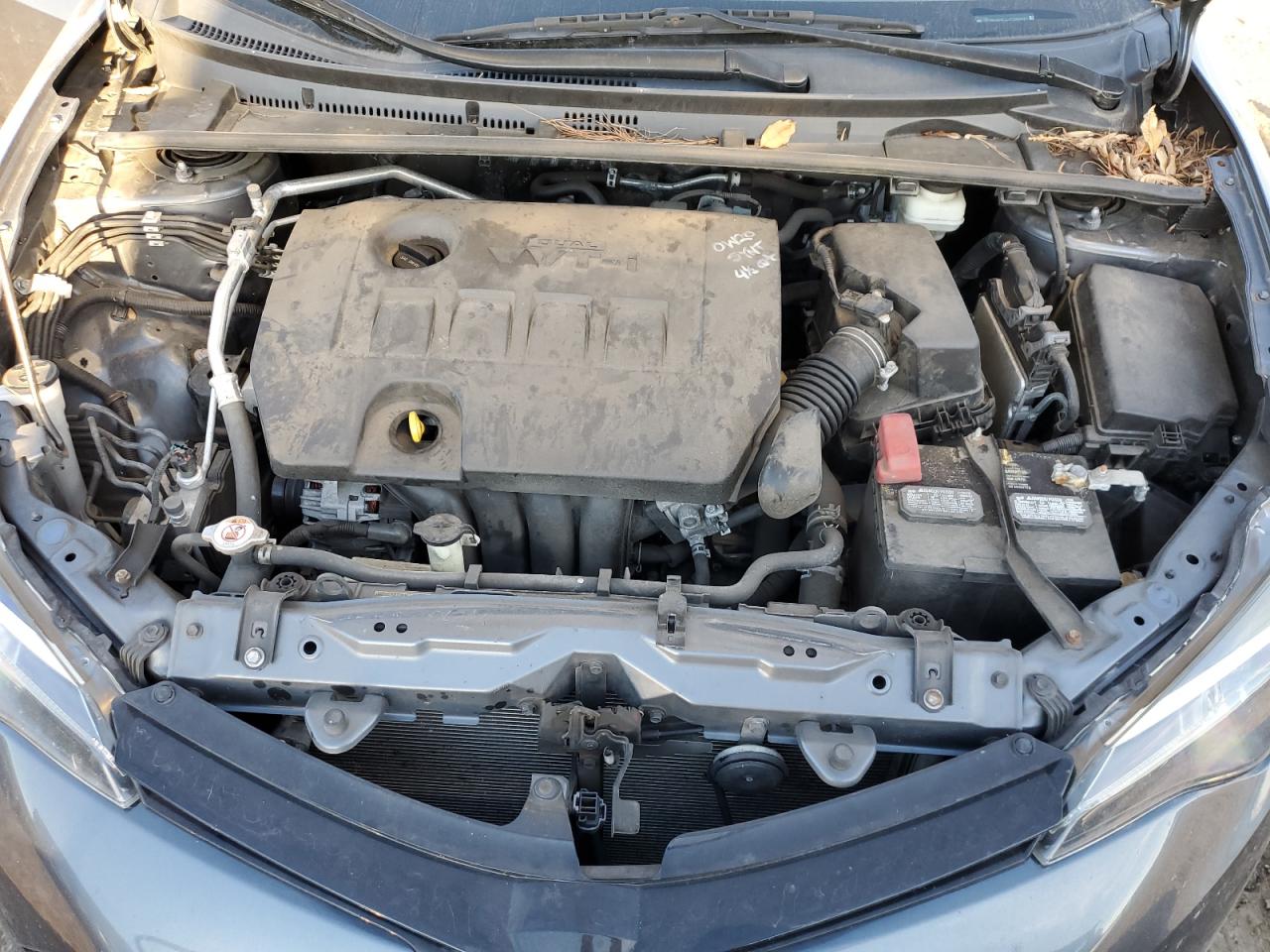 2018 Toyota Corolla VIN 2T1BURHE4JC086681 Copart auction photo, side / front end damage thumbnail 11