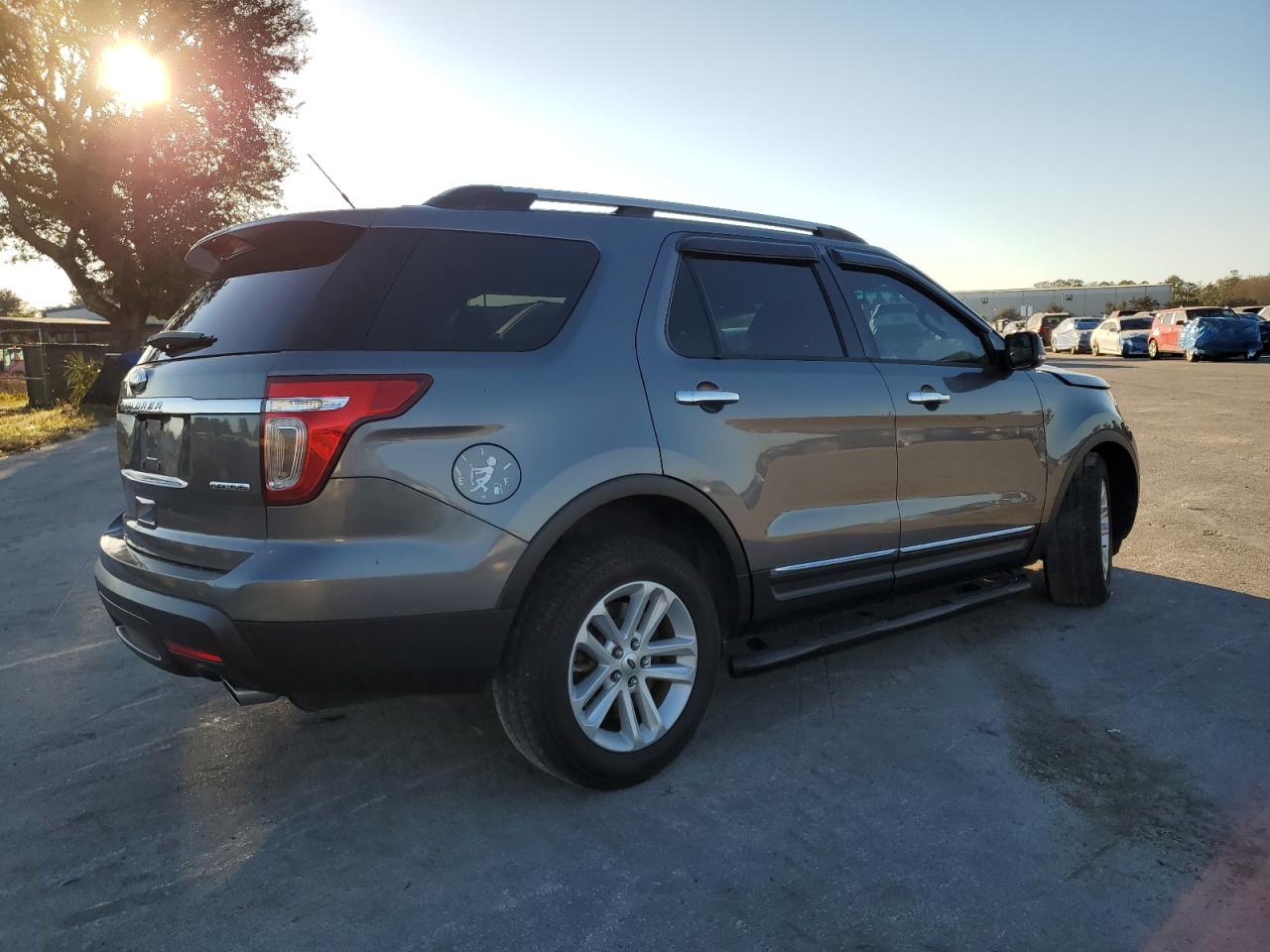 2014 Ford Explorer VIN 1FM5K7D84EGA58132 Copart auction photo, front end / side damage thumbnail 3