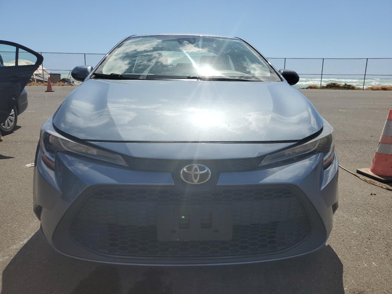 2020 Toyota Corolla VIN JTDEPRAE2LJ042040 Copart auction photo, side / rear end damage thumbnail 5