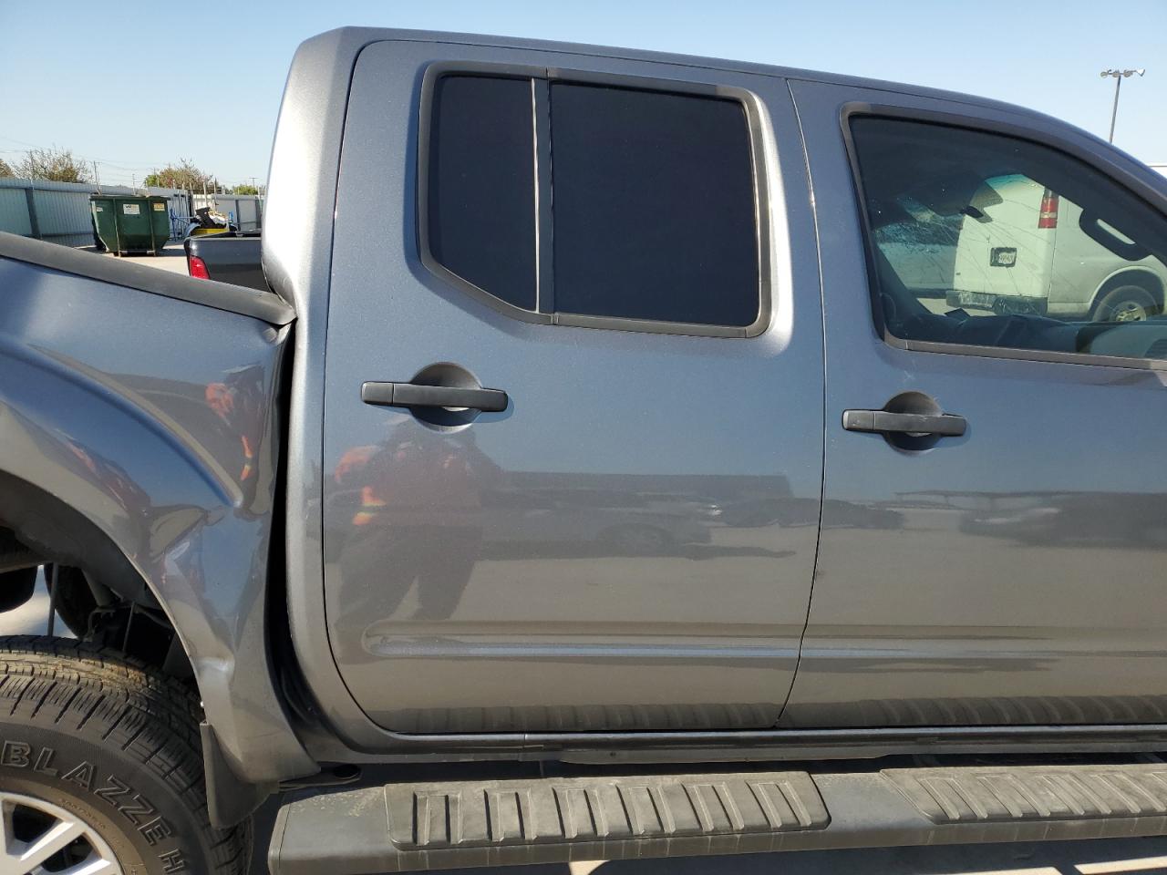 2019 Nissan Navara (Frontier) VIN 1N6DD0EV7KN738665 Copart auction photo, all over damage thumbnail 10