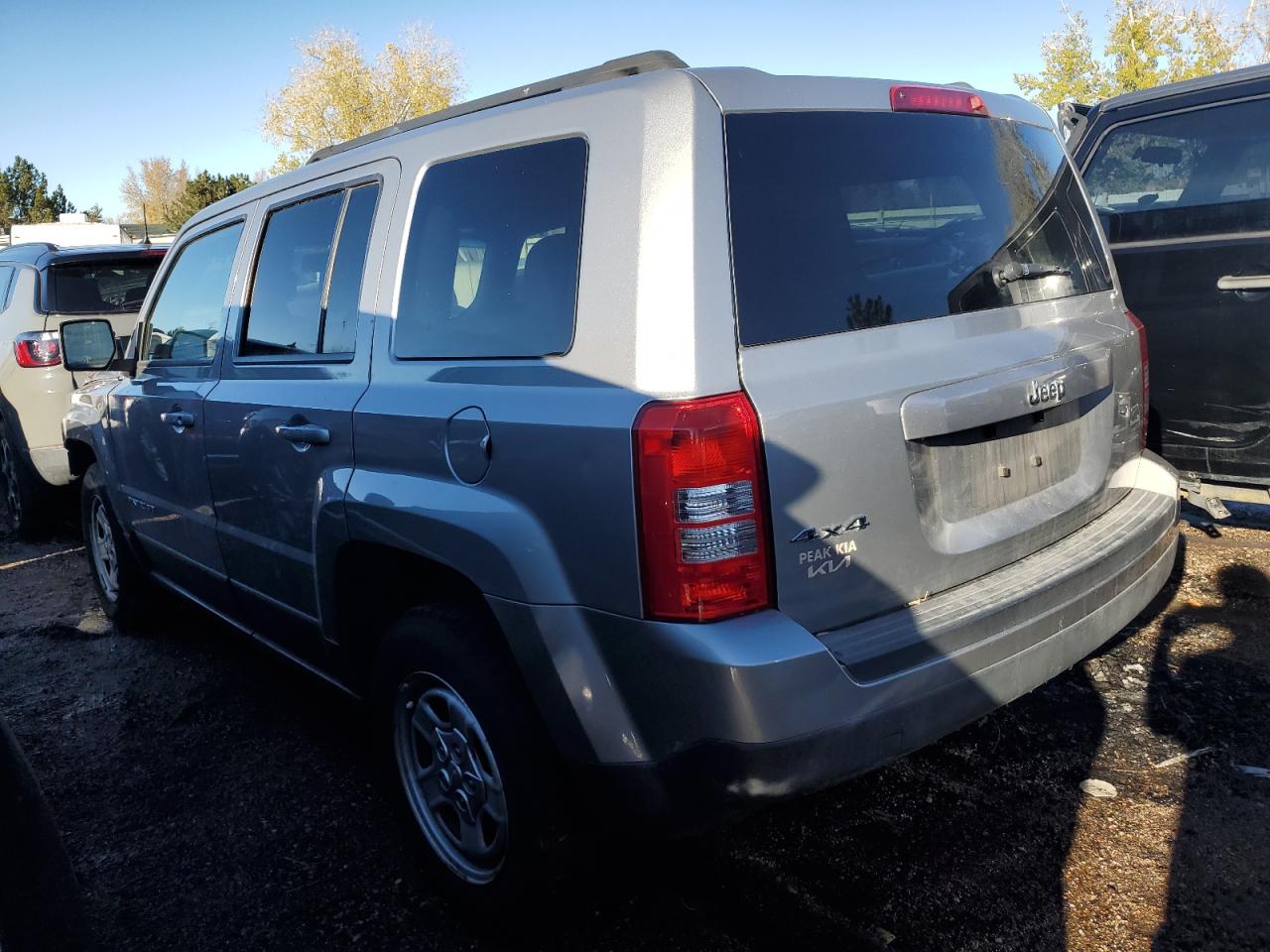 2014 Jeep Liberty (Patriot) VIN 1C4NJRBB1ED751744 Copart auction photo, front end damage thumbnail 2