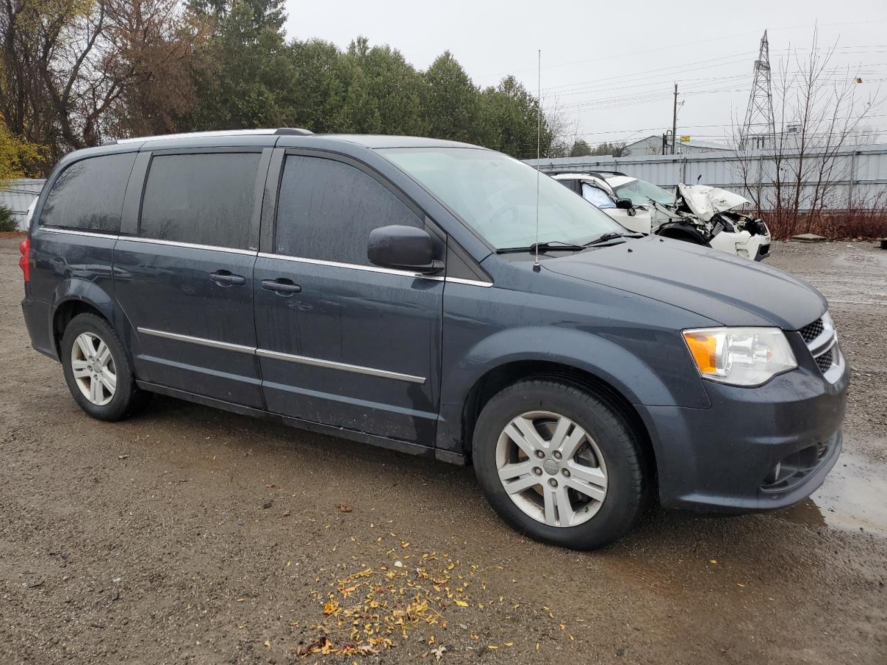 2013 Dodge Caravan VIN 2C4RDGDG3DR639903 Copart auction photo, rear end damage thumbnail 4