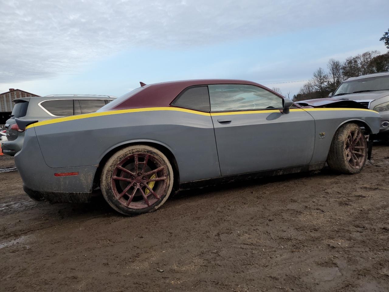 2019 Dodge Challenger VIN 2C3CDZFJ3KH581485 Copart auction photo, front end damage thumbnail 3