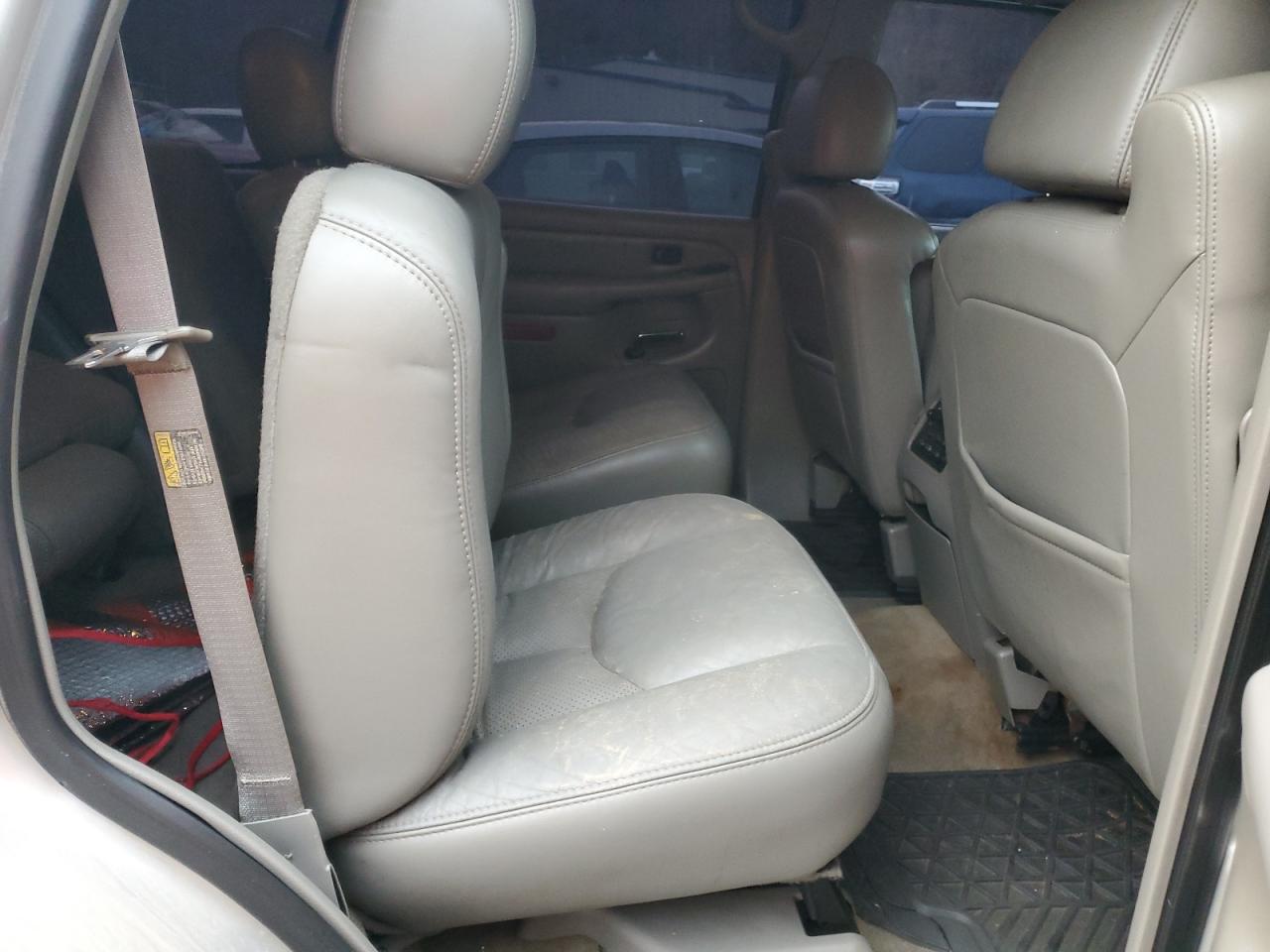 2005 Cadillac Escalade VIN 1GYEK63NX5R241281 Copart auction photo, front end damage thumbnail 11