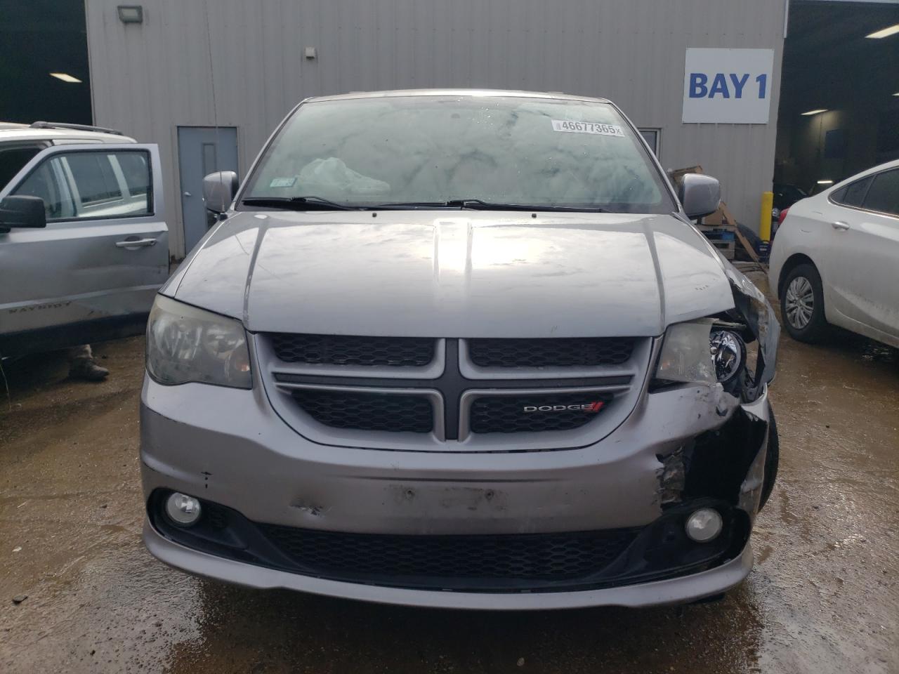 2014 Dodge Caravan VIN 2C4RDGEG8ER405014 Copart auction photo, front end / rear end damage thumbnail 5