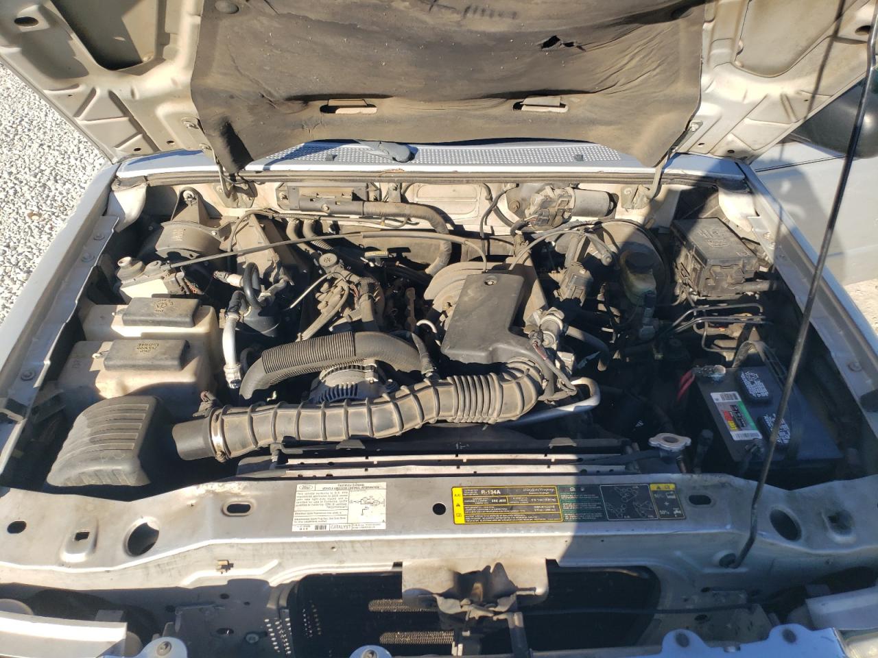 2005 Ford Ranger VIN 1FTYR14U05PB11402 Copart auction photo, all over damage thumbnail 11