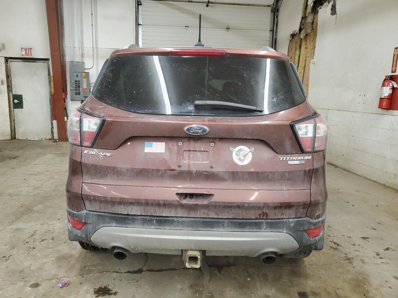 2018 Ford Escape VIN 1FMCU9J92JUA10053 Copart auction photo, front end damage thumbnail 6