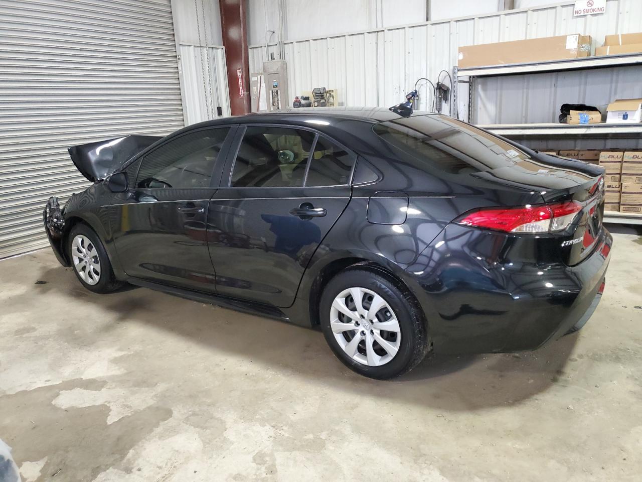 2022 Toyota Corolla VIN JTDEPMAE4NJ196903 Copart auction photo, side / minor dent/scratches damage thumbnail 2