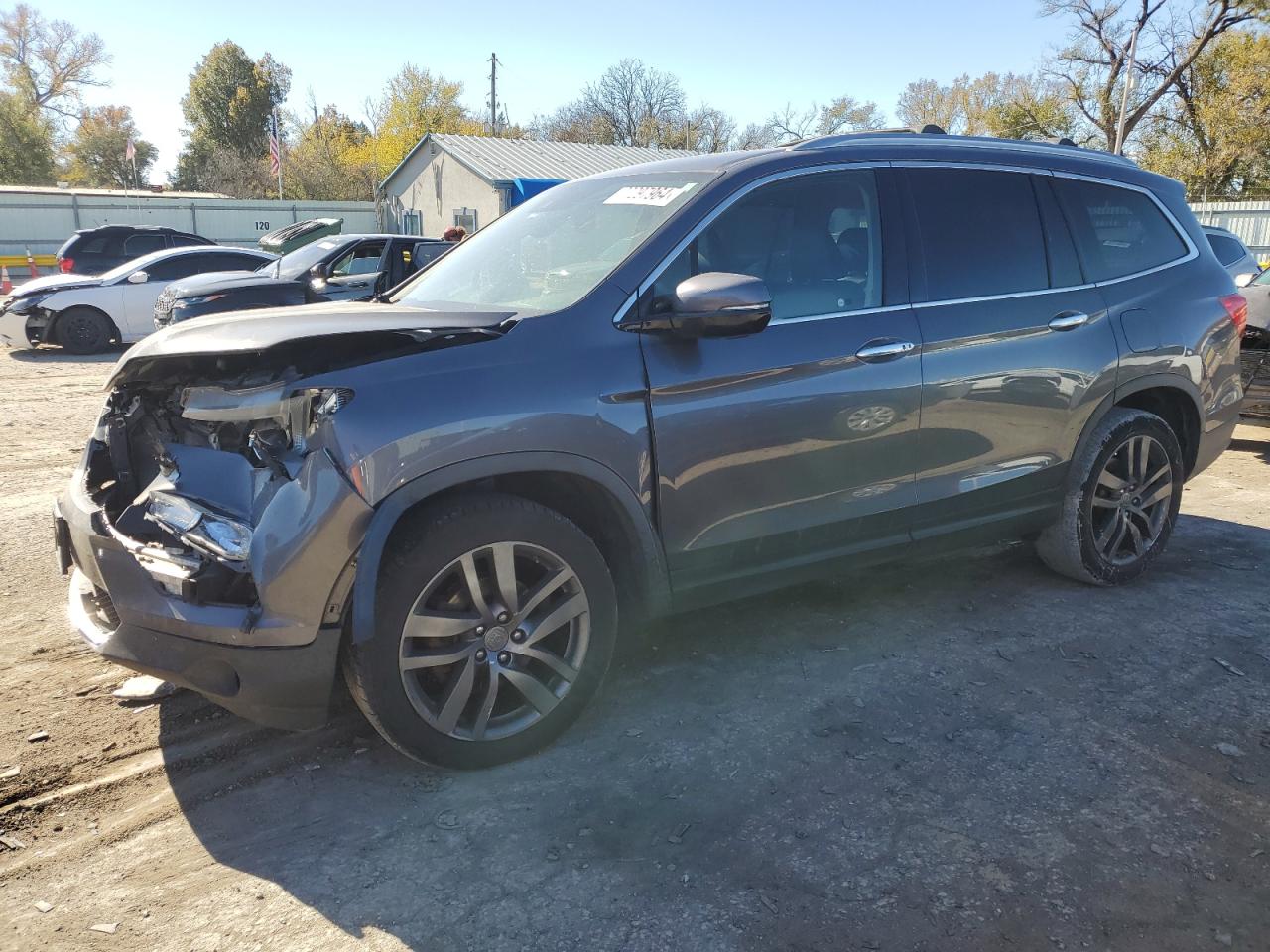 2017 Honda Pilot VIN 5FNYF6H92HB073620