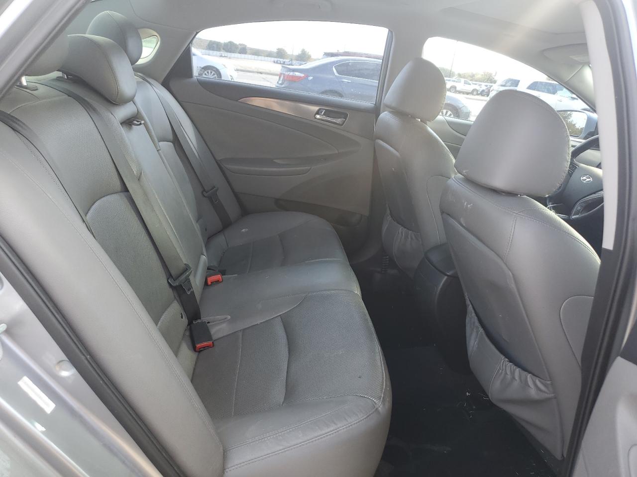 2015 Hyundai Sonata VIN KMHEC4A45FA123233 Copart auction photo, front end / minor dent/scratches damage thumbnail 10