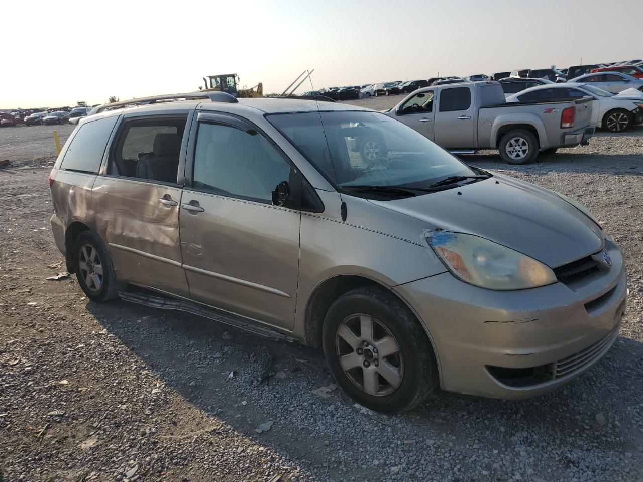 2004 Toyota Sienna VIN 5TDZA23C14S127722 Copart auction photo, side / rear end damage thumbnail 4