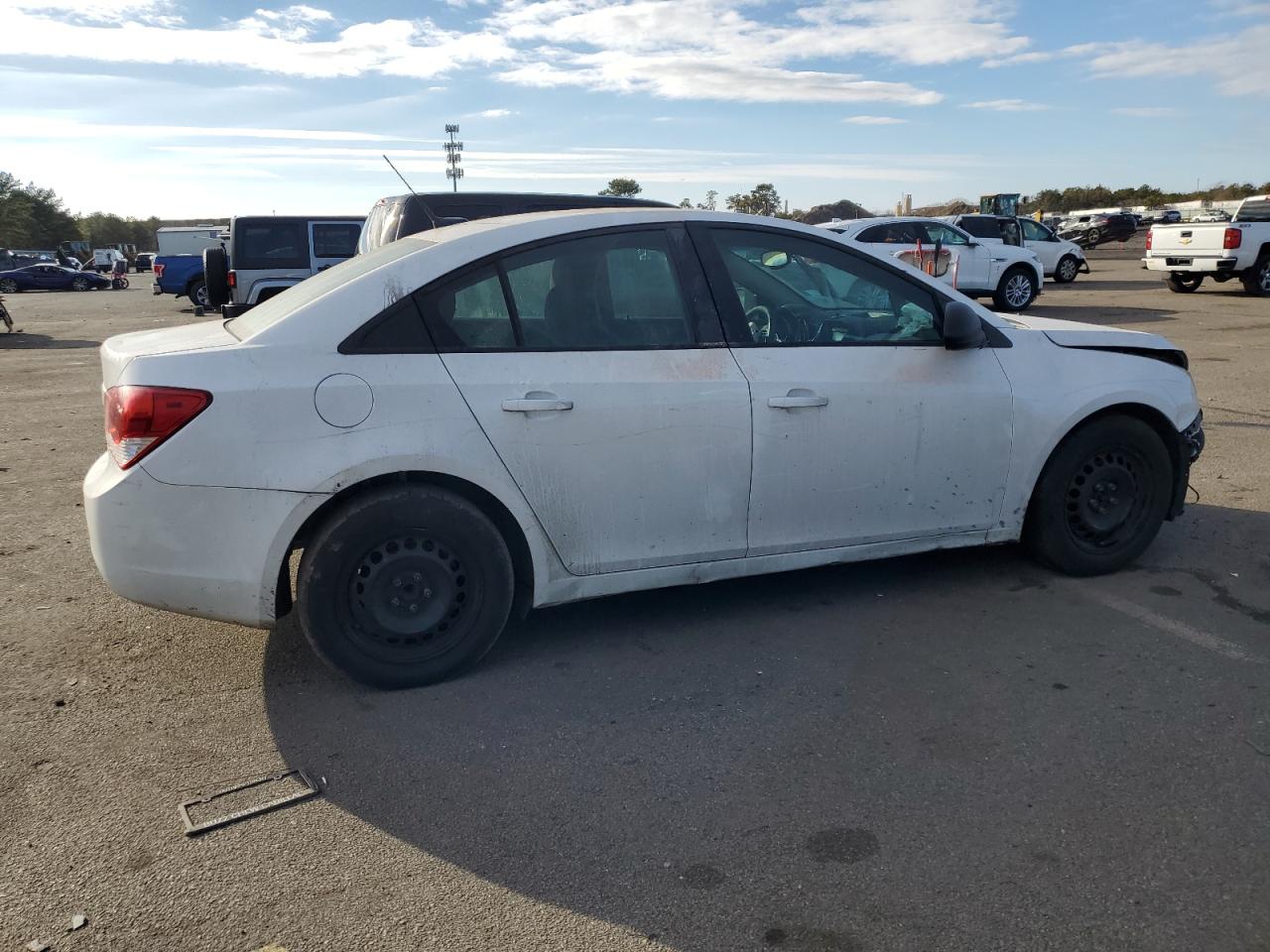 2014 Chevrolet Cruze VIN 1G1PA5SG6E7229776 Copart auction photo, front end / minor dent/scratches damage thumbnail 3