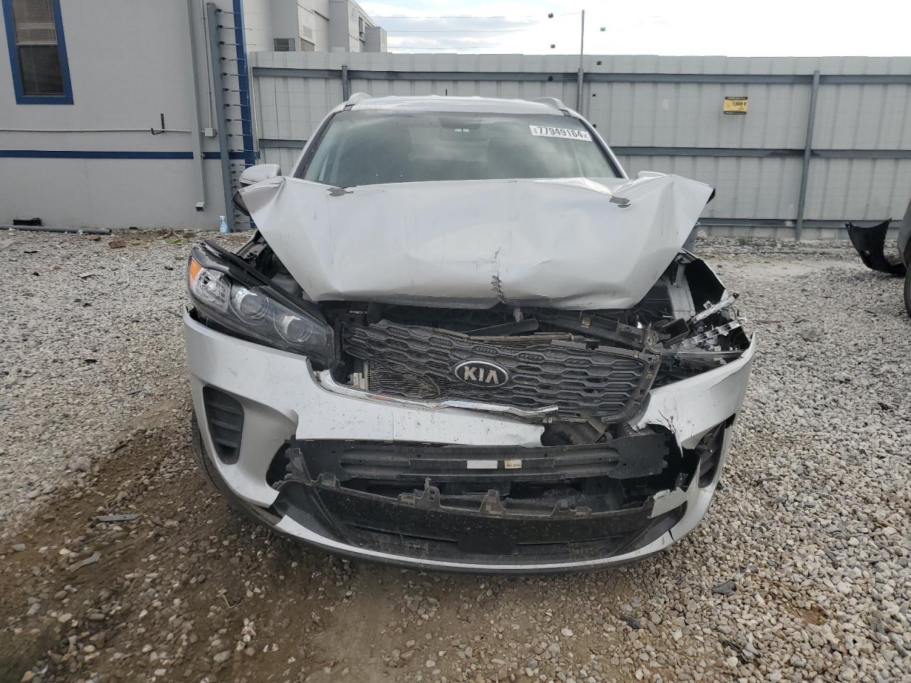 2020 KIA Sorento VIN 5XYPG4A34LG665220 Copart auction photo, front end damage thumbnail 5