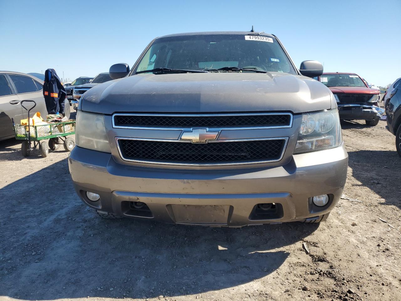 2011 Chevrolet Suburban VIN 1GNSKJE36BR142919 Copart auction photo, rear end / minor dent/scratches damage thumbnail 5