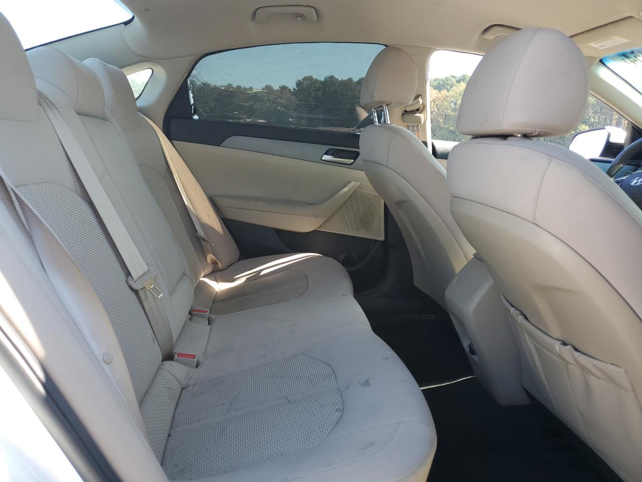 2018 Hyundai Sonata VIN 5NPE24AF0JH677645 Copart auction photo, vandalism damage thumbnail 10