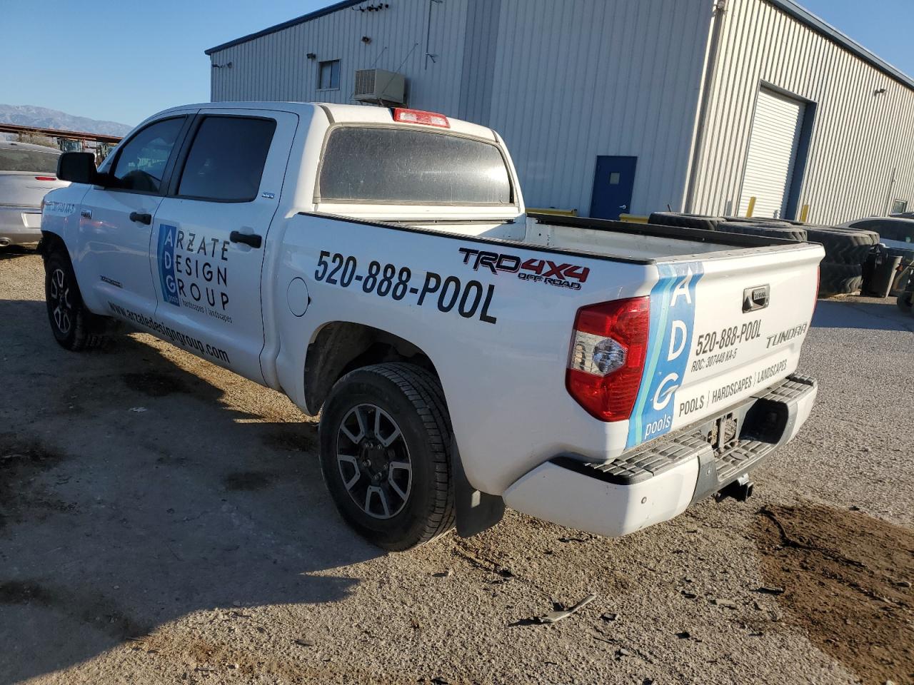 2017 Toyota Tundra VIN 5TFDW5F19HX606445 Copart auction photo, front end / frame damage damage thumbnail 2
