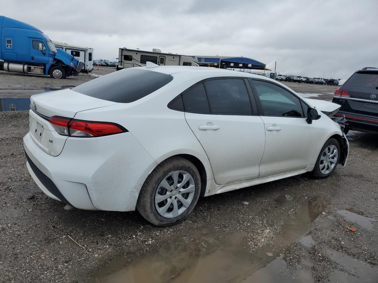 2021 Toyota Corolla VIN 5YFEPMAEXMP230322 Copart auction photo, front end / minor dent/scratches damage thumbnail 3
