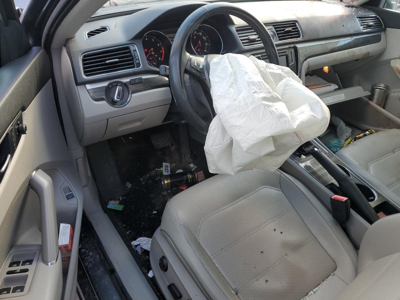 2017 Volkswagen Passat VIN 1VWBT7A3XHC024198 Copart auction photo, all over damage thumbnail 8