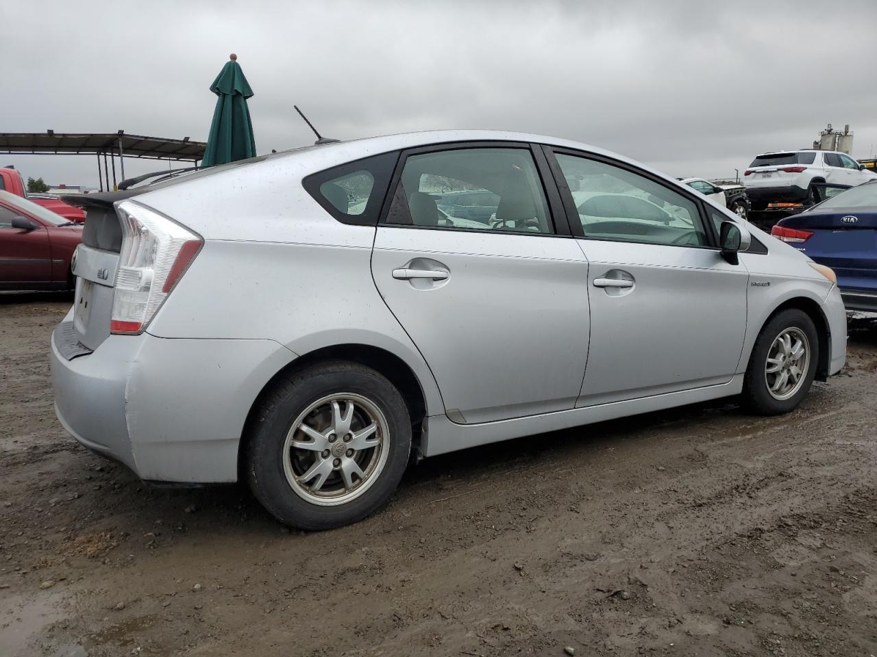 2011 Toyota Prius VIN JTDKN3DU7B5297802 Copart auction photo, front end damage thumbnail 3