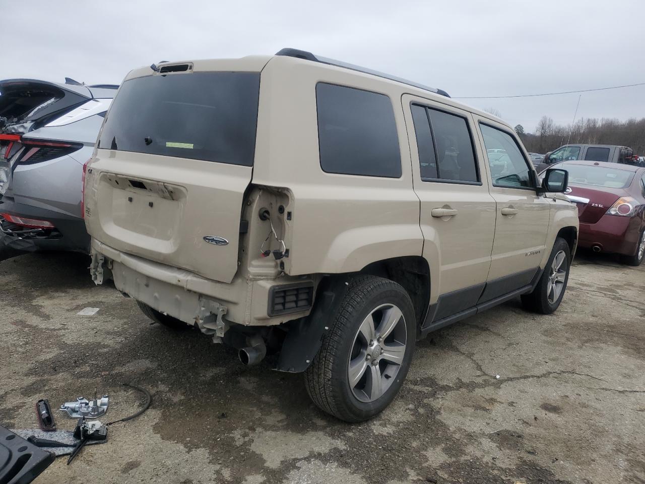 2017 Jeep Liberty (Patriot) VIN 1C4NJPFAXHD154036 Copart auction photo, rear end damage thumbnail 3