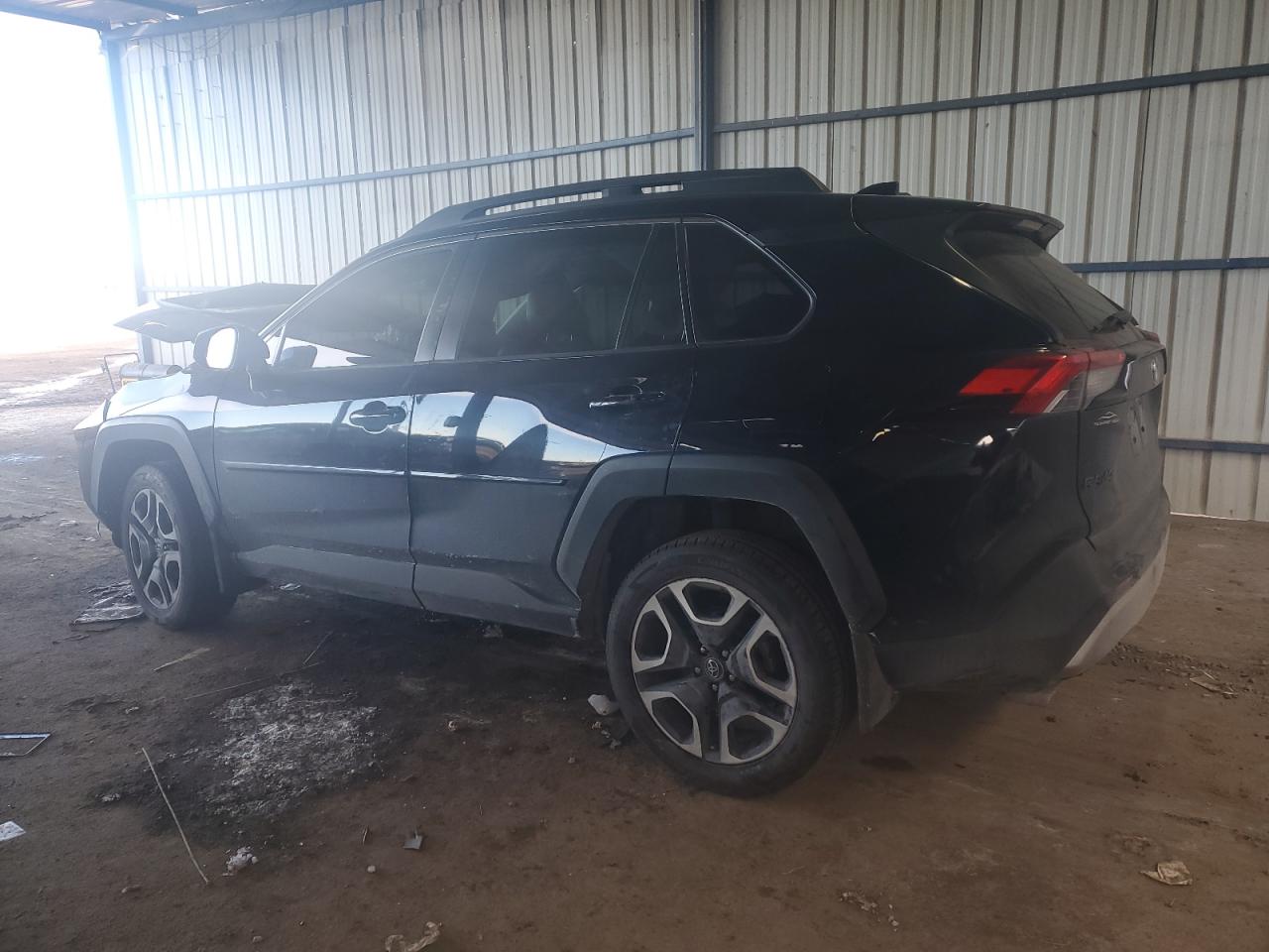 2019 Toyota RAV 4 VIN 2T3J1RFV6KW023435 Copart auction photo, front end damage thumbnail 2