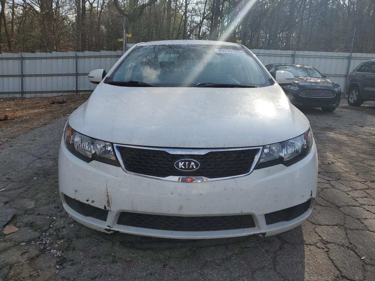 2013 KIA Forte VIN KNAFU4A27D5697114 Copart auction photo, minor dent/scratches damage thumbnail 5