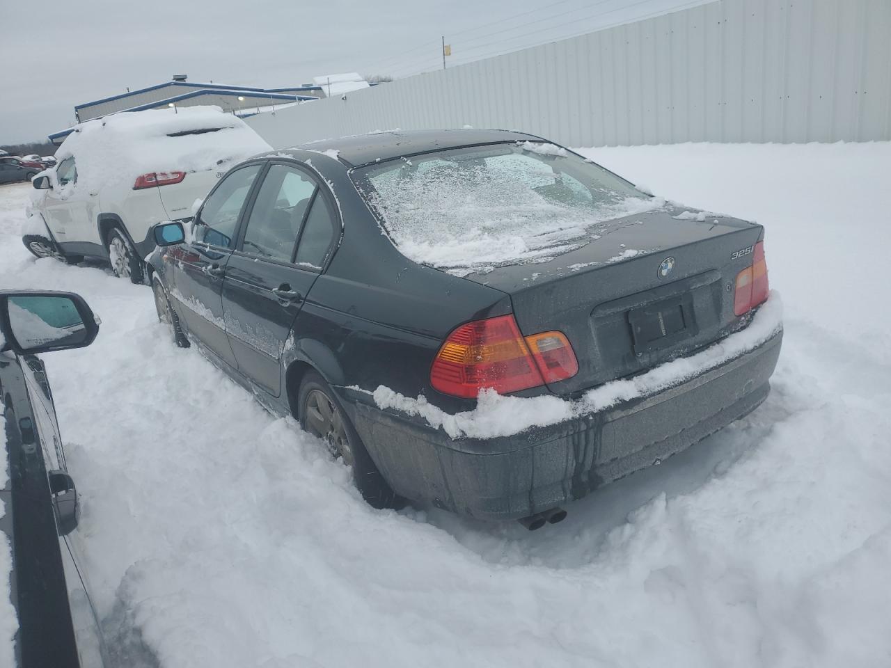 2002 BMW 3er VIN WBAEV33462KL58344 Copart auction photo, side damage thumbnail 2