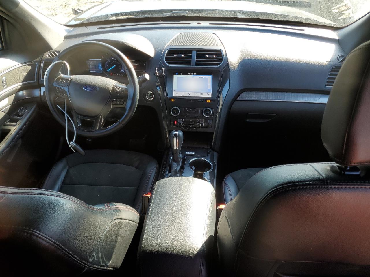 2019 Ford Explorer VIN 1FM5K7D83KGA69747 Copart auction photo, front end / minor dent/scratches damage thumbnail 8