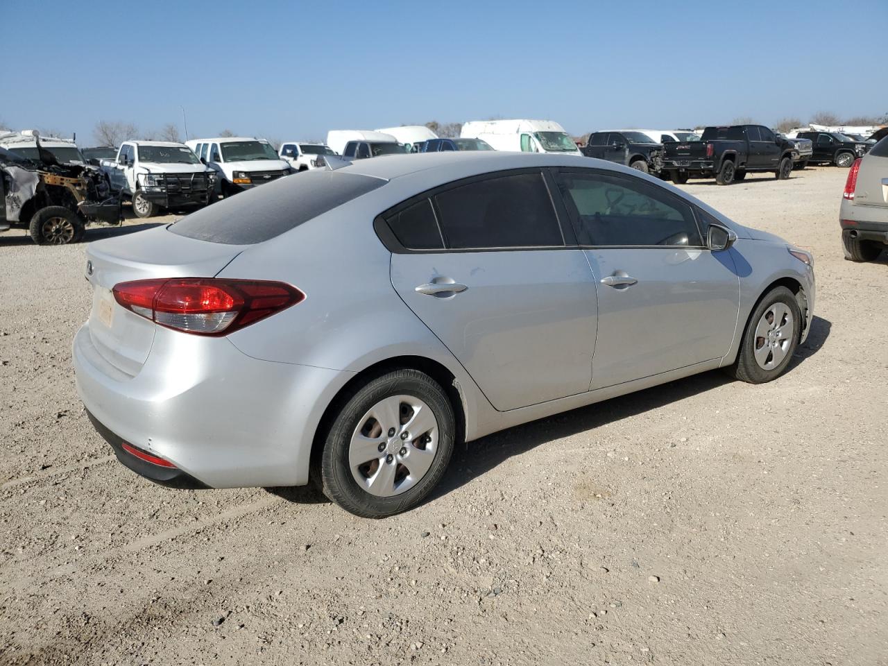 2017 KIA Forte VIN 3KPFK4A7XHE042959 Copart auction photo, mechanical damage thumbnail 3