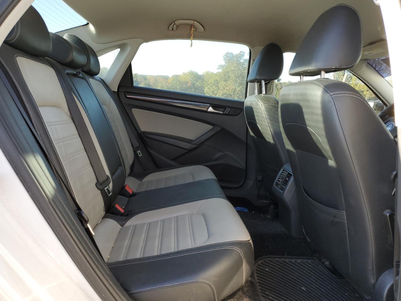 2014 Volkswagen Passat VIN 1VWBT7A36EC090212 Copart auction photo, front end damage thumbnail 10
