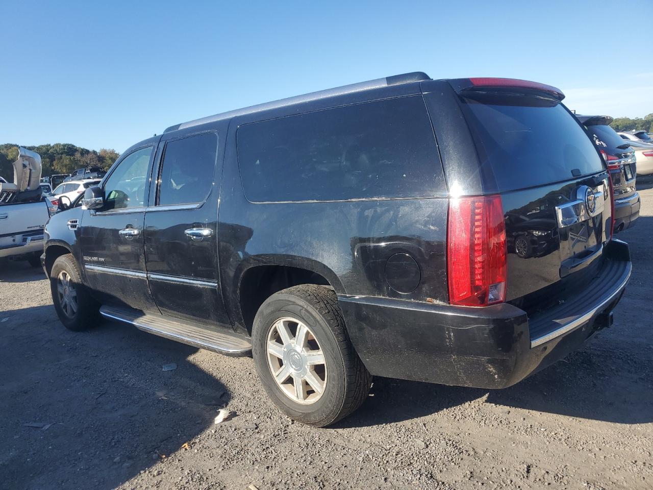 2013 Cadillac Escalade VIN 1GYS4GEFXDR229767 Copart auction photo, mechanical / minor dent/scratches damage thumbnail 2