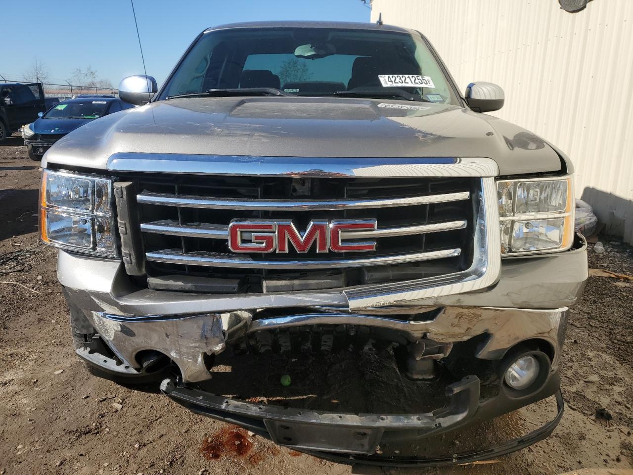 2013 GMC Sierra VIN 1GTR1VE05DZ111560 Copart auction photo, front end / minor dent/scratches damage thumbnail 5