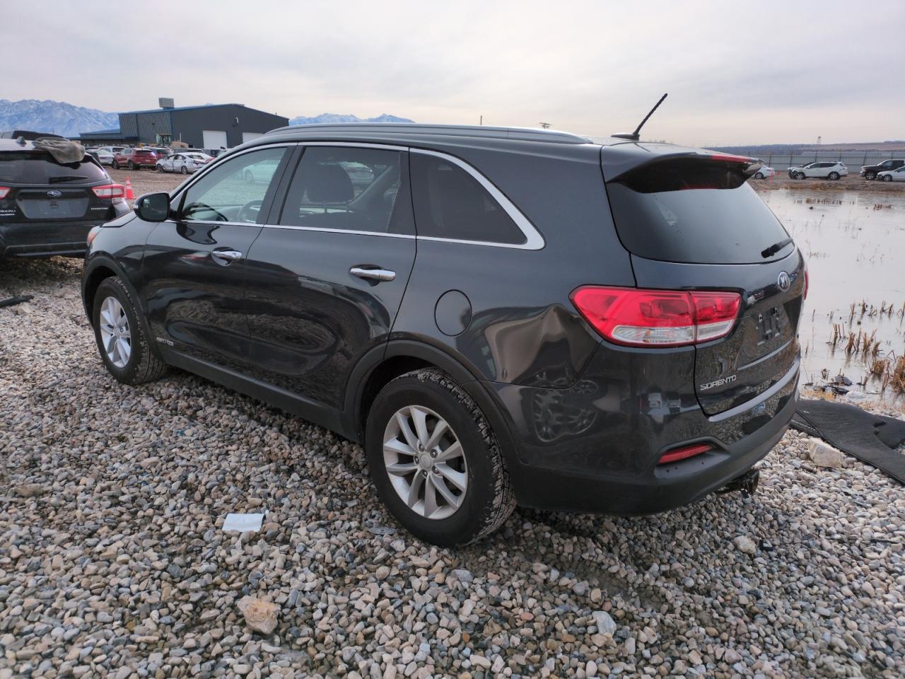 2018 KIA Sorento VIN 5XYPGDA55JG391718 Copart auction photo, side damage thumbnail 2