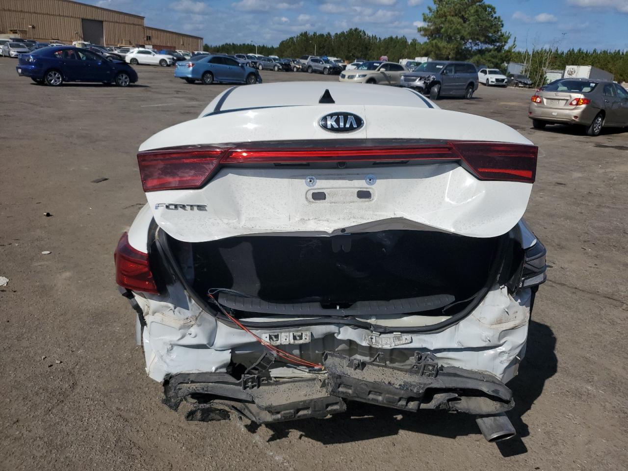 2021 KIA Forte VIN 3KPF24AD4ME279253 Copart auction photo, all over damage thumbnail 6