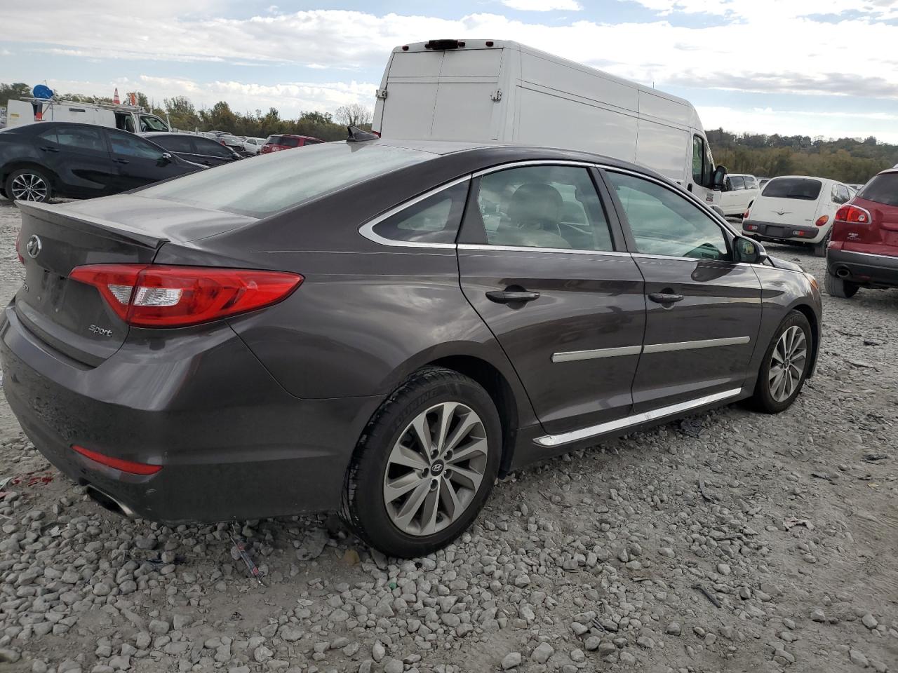 2015 Hyundai Sonata VIN 5NPE34AF4FH135971 Copart auction photo, front end damage thumbnail 3