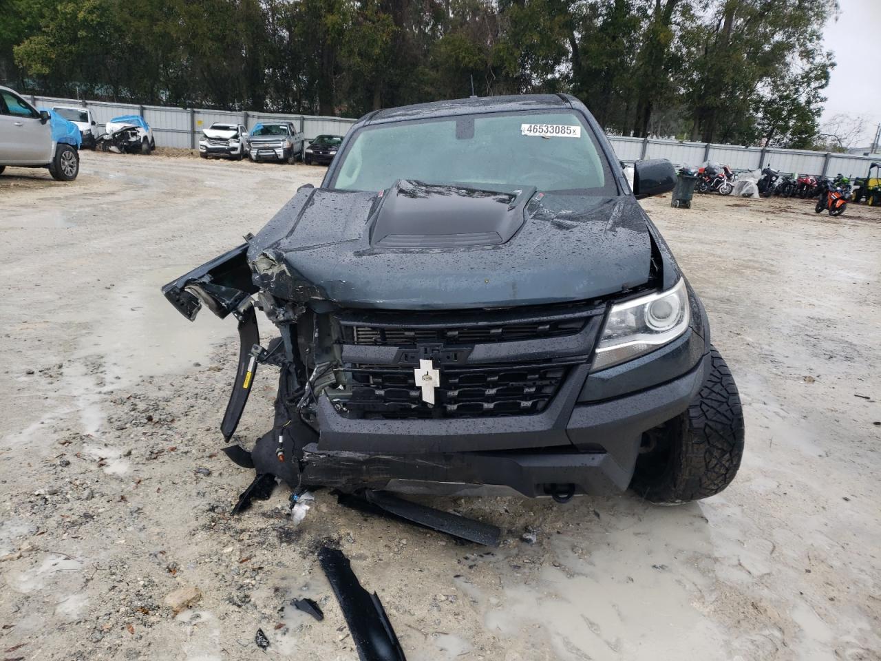 2017 Chevrolet Colorado VIN 1GCPTEE1XH1274252 Copart auction photo, front end / side damage thumbnail 5