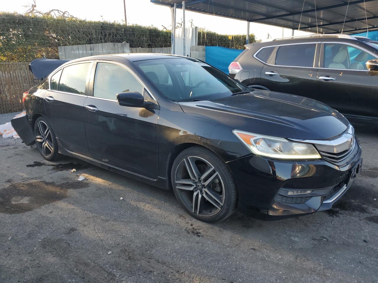 2017 Honda Accord VIN 1HGCR2F5XHA127587 Copart auction photo, rear end damage thumbnail 4
