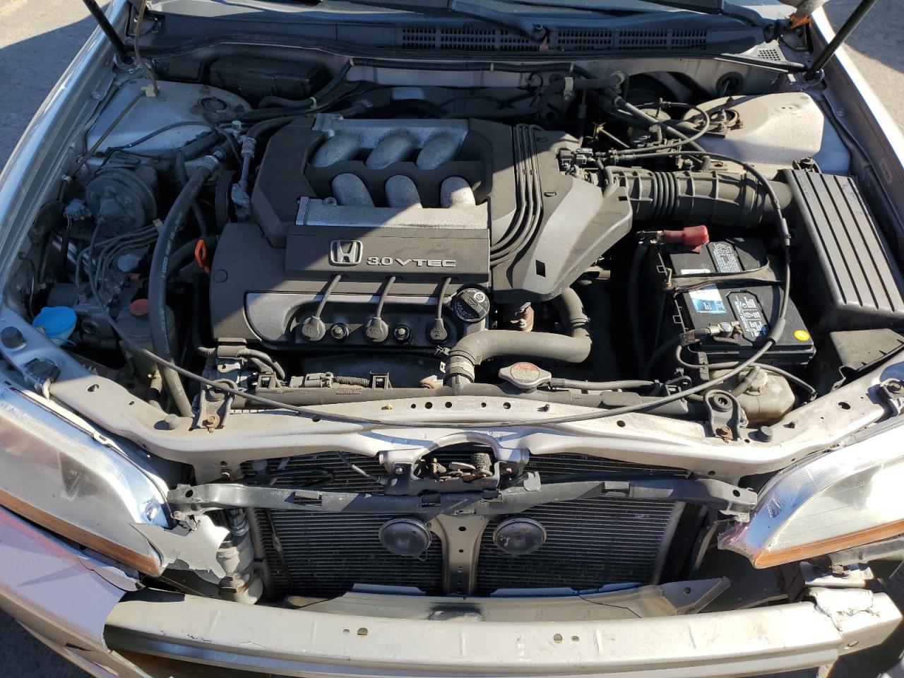 1999 Honda Accord VIN 1HGCG1646XA013608 Copart auction photo, front end / mechanical damage thumbnail 11