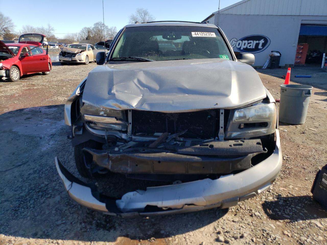 2002 Chevrolet TrailBlazer VIN 1GNDT13S322250892 Copart auction photo, front end damage thumbnail 5