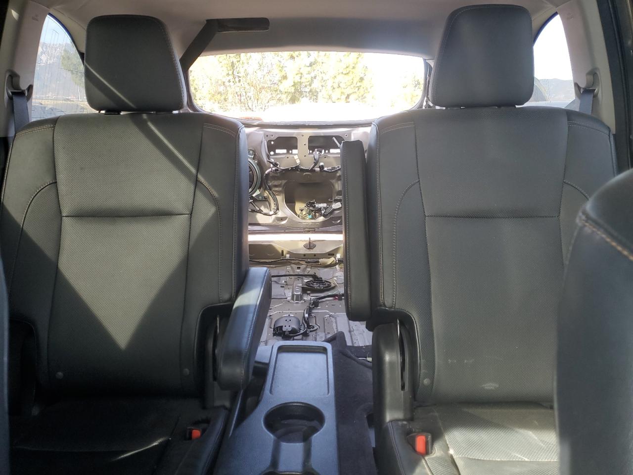 2015 Toyota Highlander VIN 5TDDKRFH5FS187271 Copart auction photo, rear end damage thumbnail 10