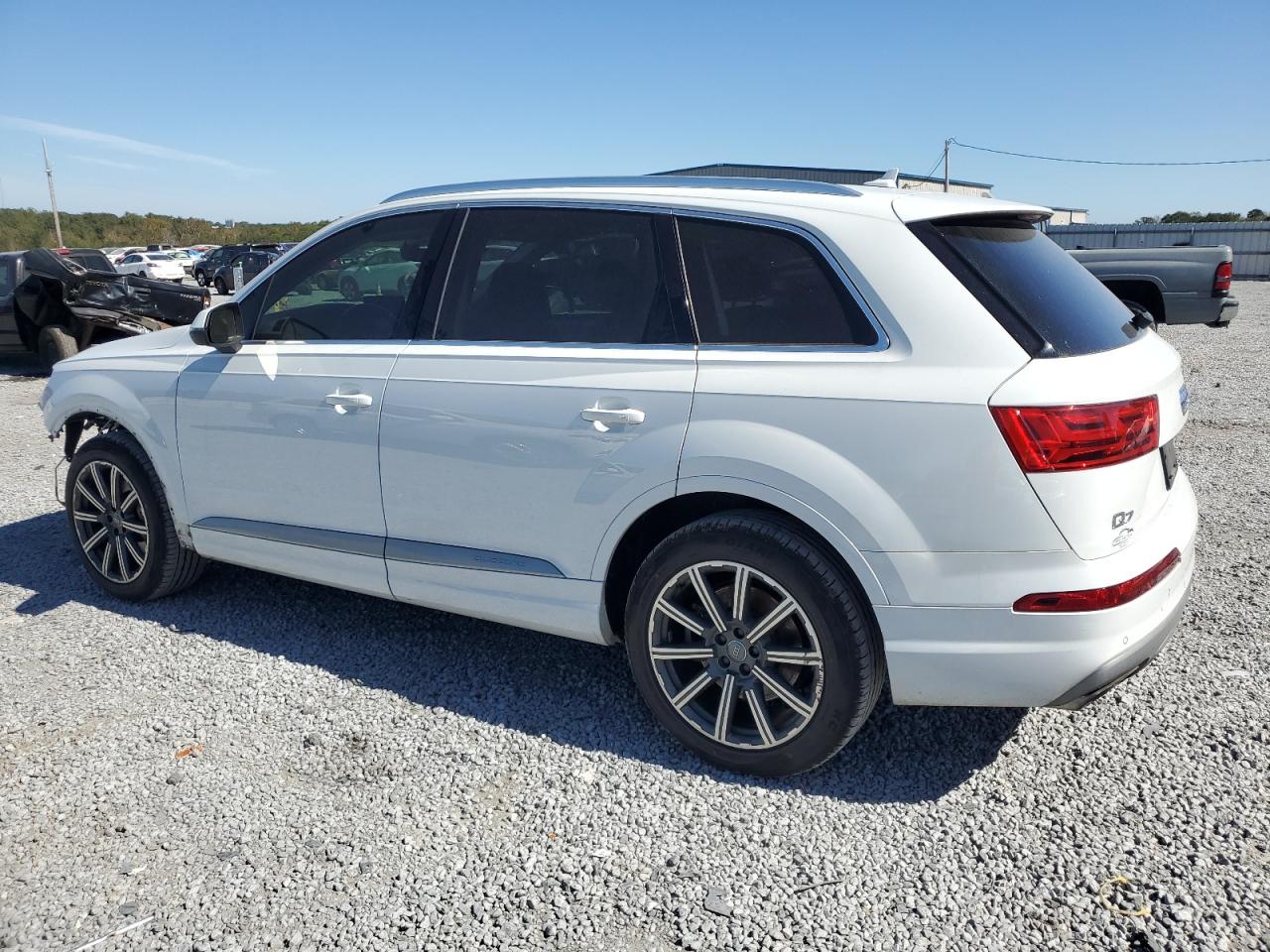 2017 Audi Q7 VIN WA1LAAF71HD026187 Copart auction photo, front end damage thumbnail 2
