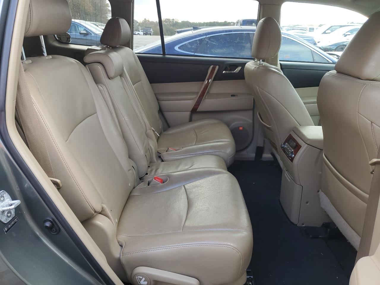 2013 Toyota Highlander VIN 5TDDK3EH0DS249817 Copart auction photo, front end damage thumbnail 11
